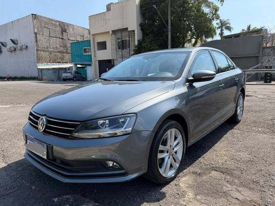 VOLKSWAGEN JETTA 2.0 TSI HIGHLINE 211CV GASOLINA 4P TIPTRONIC